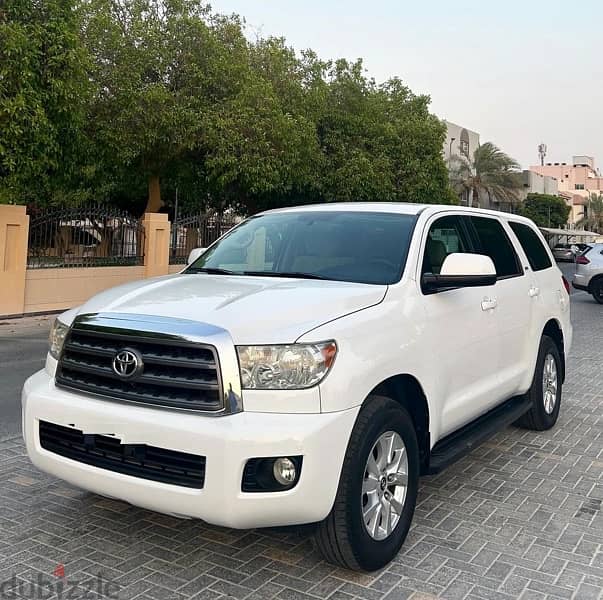 Toyota Sequoia SR 4x4 2013 1