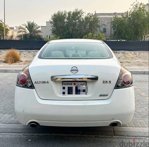 Nissan Altima 2012 5