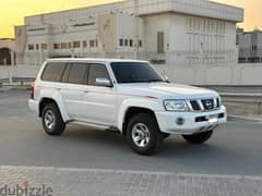 Nissan Patrol Safari 2012 white