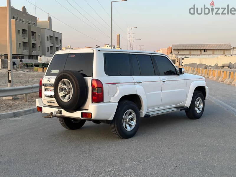 Nissan Patrol Safari 2012 white 4