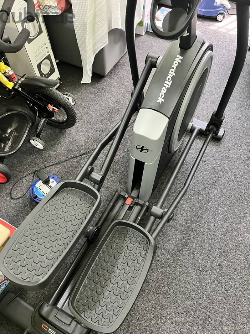 NordicTrack Eleptical cross trainer 1