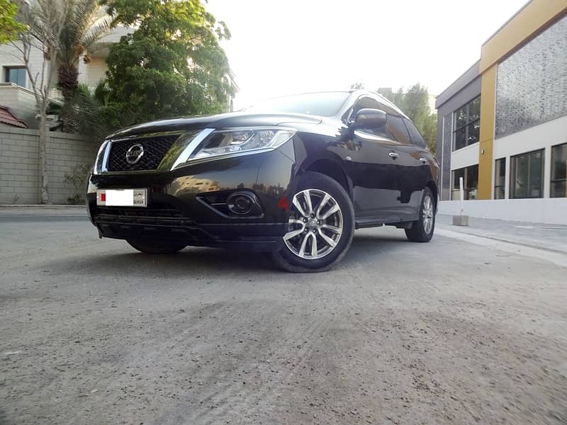 Nissan Pathfinder SE 3.5 L 2015 V6 7 Seat 4x4 WDrive Mid Option Urgent 12