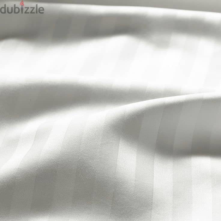 Cozy White Bedding Set – Duvet, Bedsheet & Pillow Covers! 1