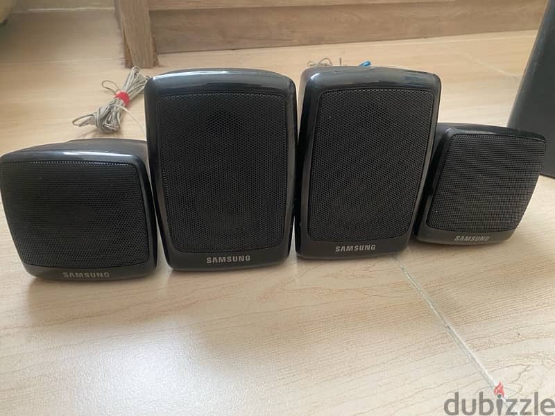 5.1 speakers with subwoofer good working 0