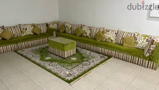 sofa 14 Seater with table and carpet 0