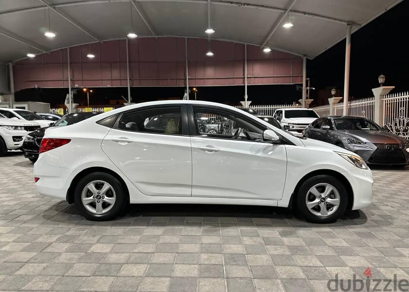 Hyundai Accent 2017 10