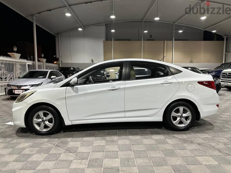 Hyundai Accent 2017 11