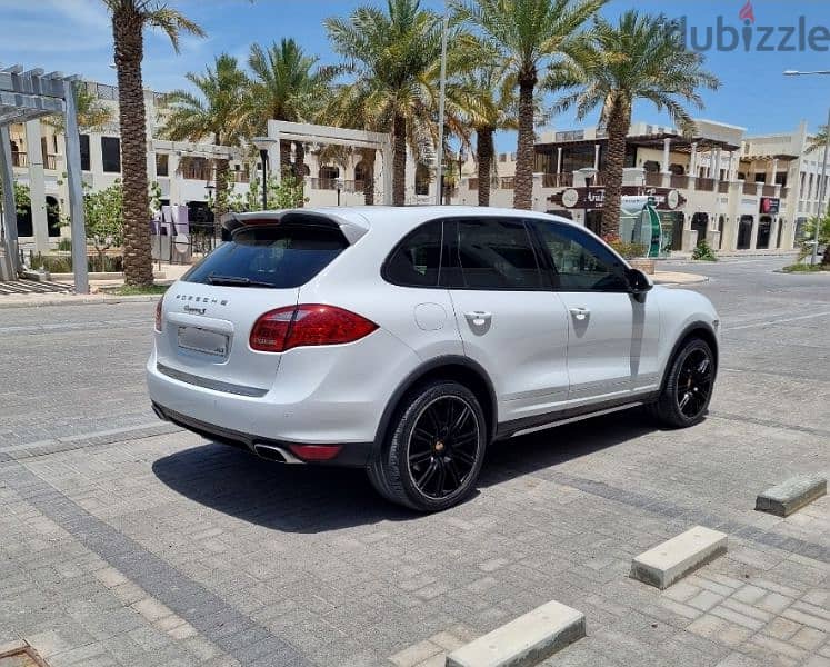 PORSCHE CAYENNE PLATINUM EDITION 2014 3