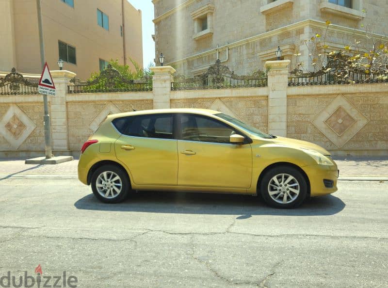 Nissan Tiida 2015 Hatchback Urgently For Sale 7