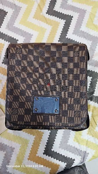 Louis Vuitton Brooklyn messendger Satchel bag brand new original 3