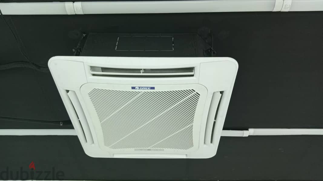 Gree Split Cassette AC 3 / 3.5 Ton 14 numbers Retail Shop Closing 7