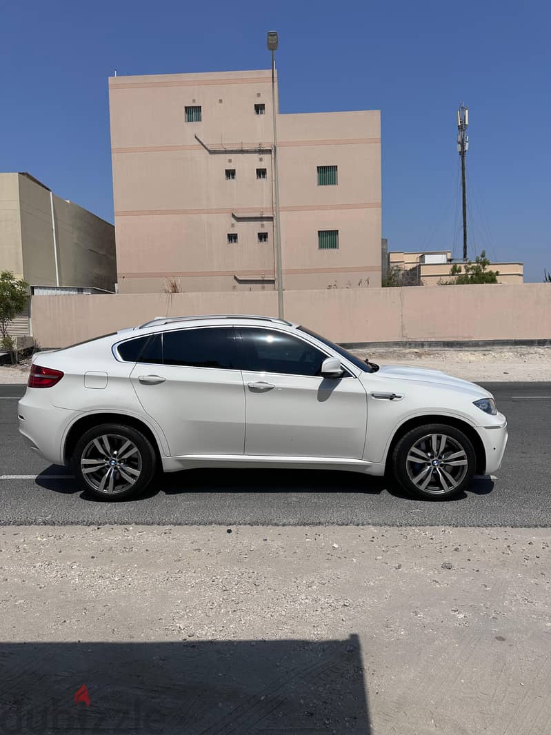 BMW X6M 2014 white 2