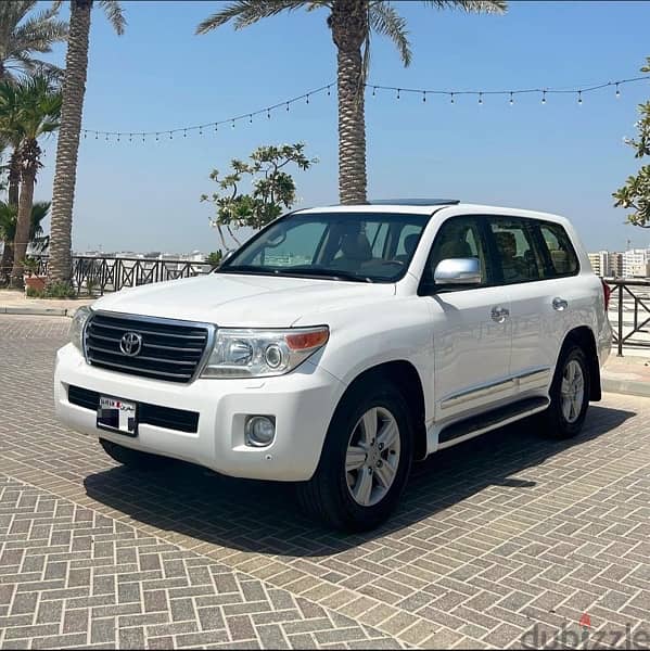 Toyota Land Cruiser GX-R 2014 1