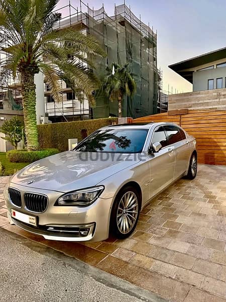 BMW 7-Series 2015 very clean car 1