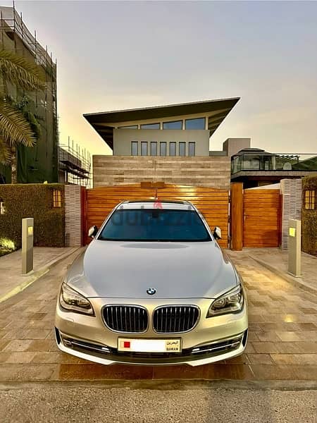 BMW 7-Series 2015 very clean car 3