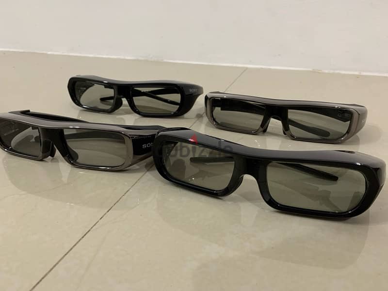 Sony 3D glasses  4pcs 0