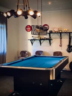 8-Foot Billiard Table - طاولة بلياردو ٨ قدم