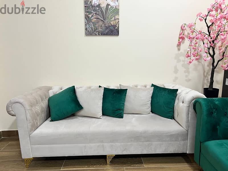 sofa like new 7 sets 0