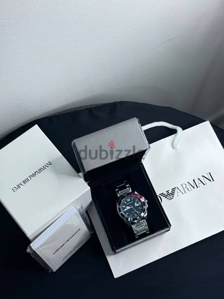 Emporio Armani watch, original, new, unused, with all accessories. 2