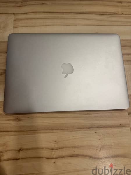 Excellent condition MacBook Pro (Retina, 15-inch, Mid 2015) i7 16 GB R 1