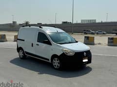 Renault Dokker Van 2017 white