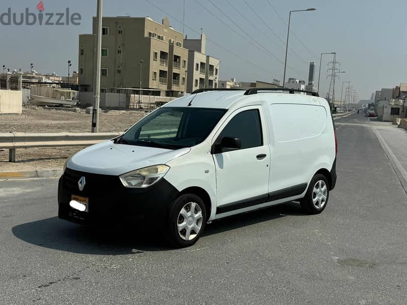 Renault Dokker Van 2017 white 1