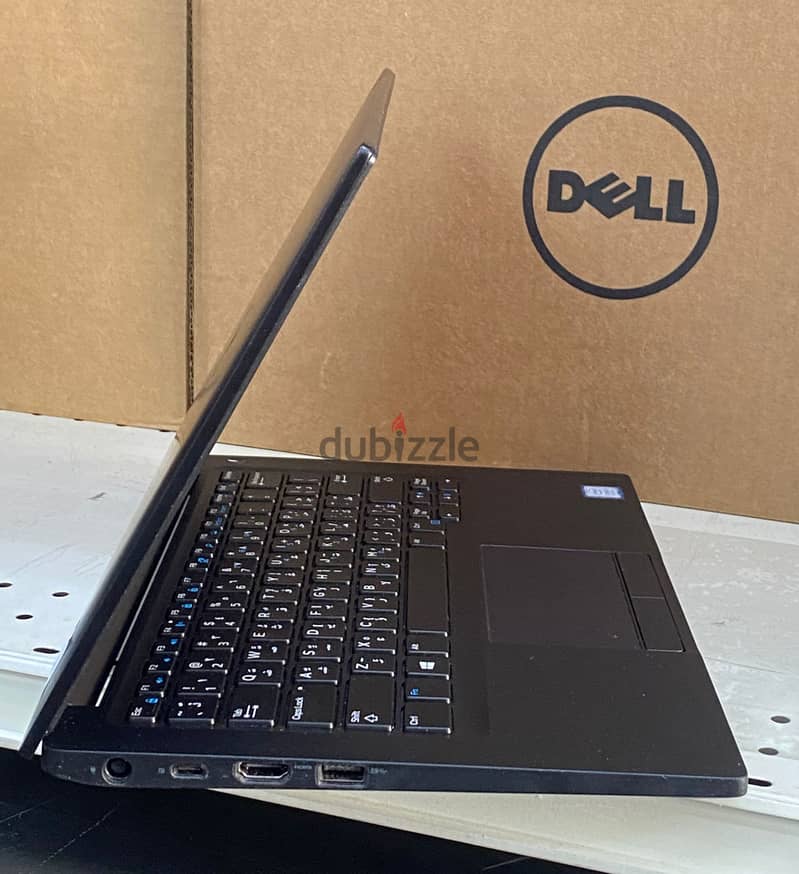 Dell 7390 Latitude Laptop Core i5 8th Gen RAM 8GB SSD M. 2 256GB 13.3" 1