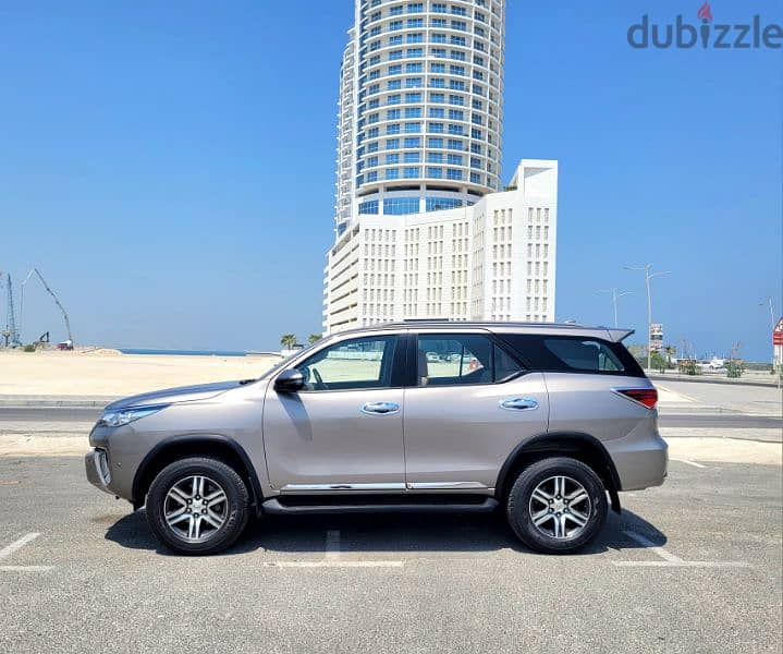 TOYOTA FORTUNER 4×4 MODEL 2019 SINGLE OWNER ZERO ACCIDENT FAMILY USED 7