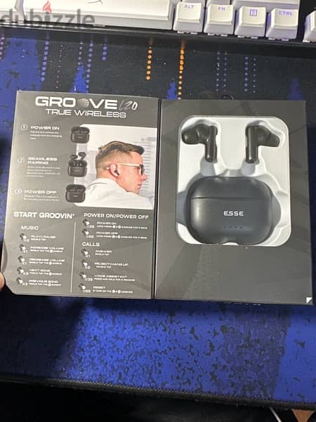 NEW Groove L20 True Wireless Earbuds 1