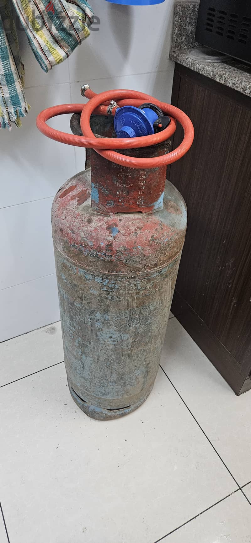 LPG cylinder and regulator for sale 1