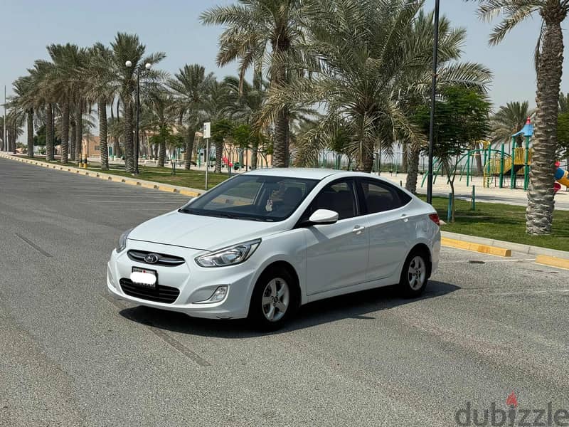 Hyundai Accent 2018 white 1