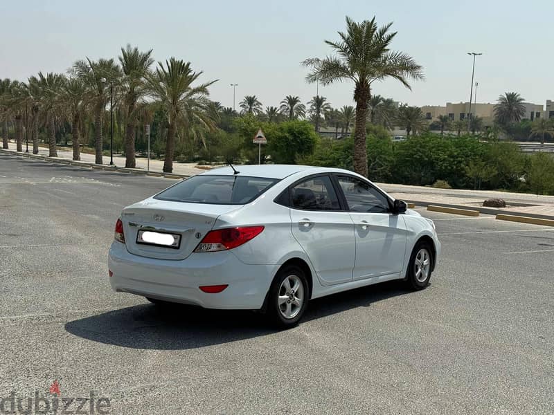 Hyundai Accent 2018 white 6