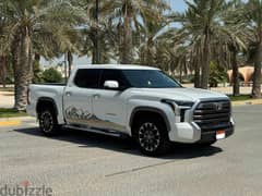 Toyota Tundra 2022 white