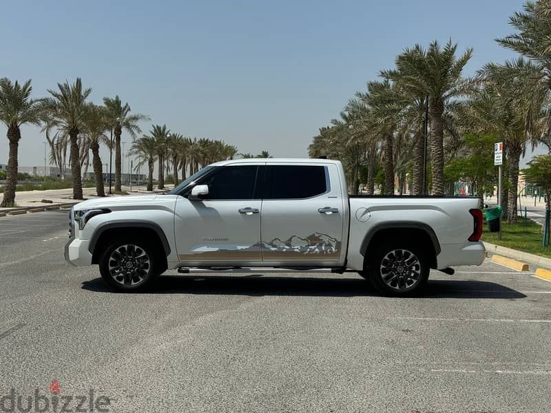 Toyota Tundra 2022 white 2