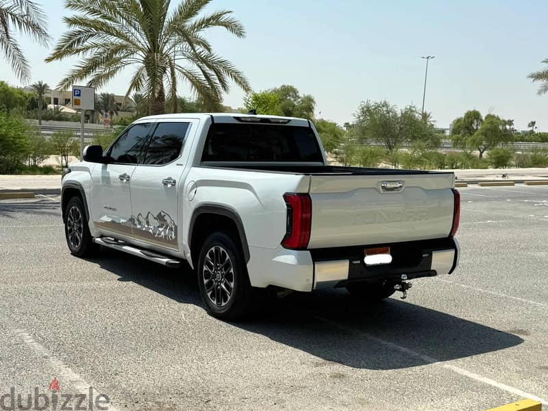 Toyota Tundra 2022 white 5