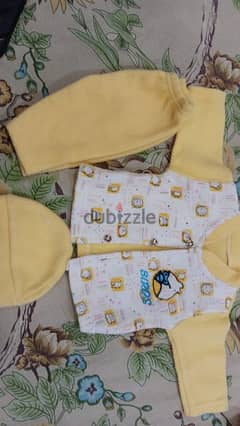 baby cloths and caps 0