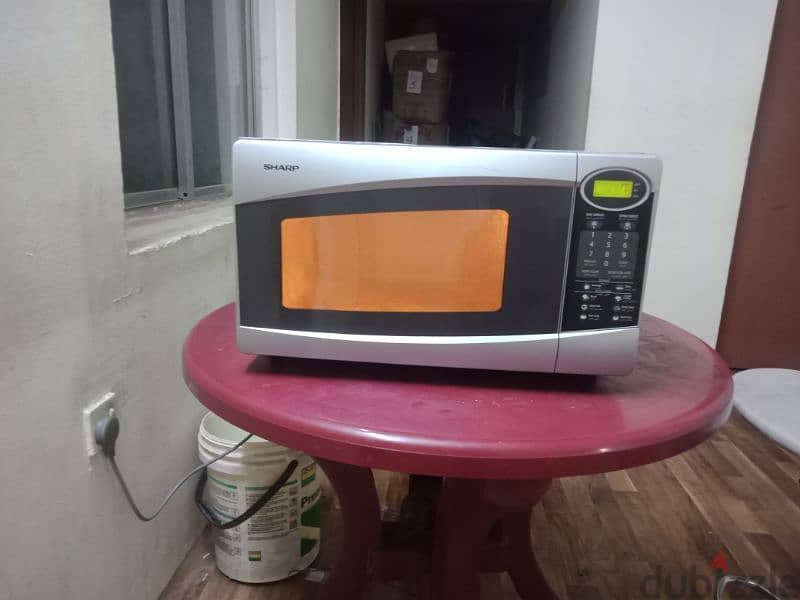 SHARP 40 LTR  MICROWAVE OVEN 0