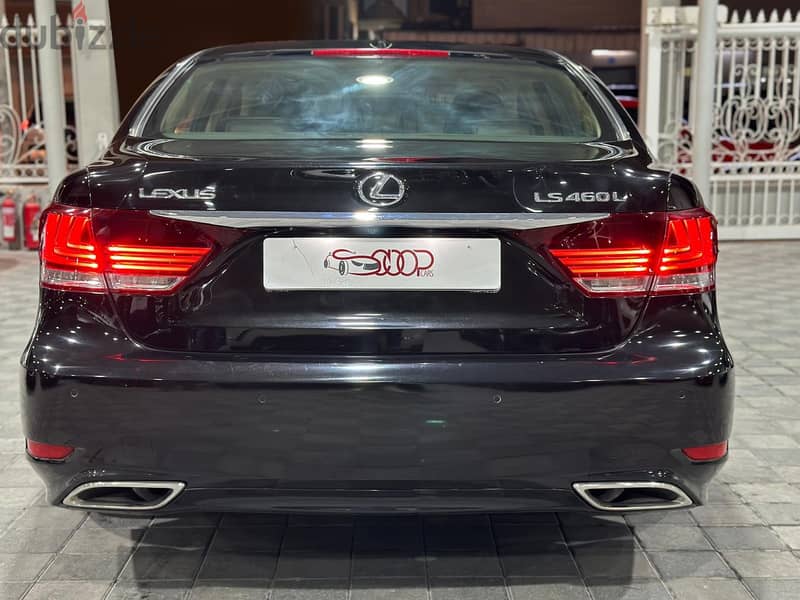 Lexus LS-Series 2015 10