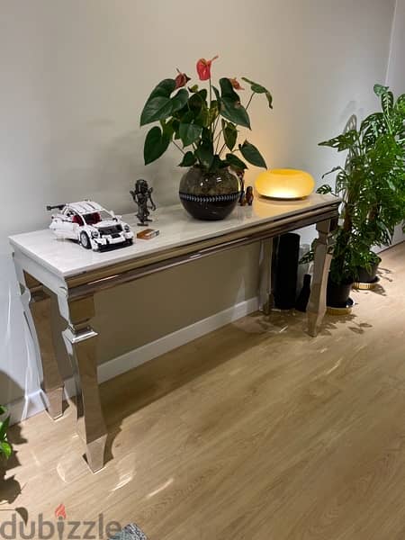 console table 1