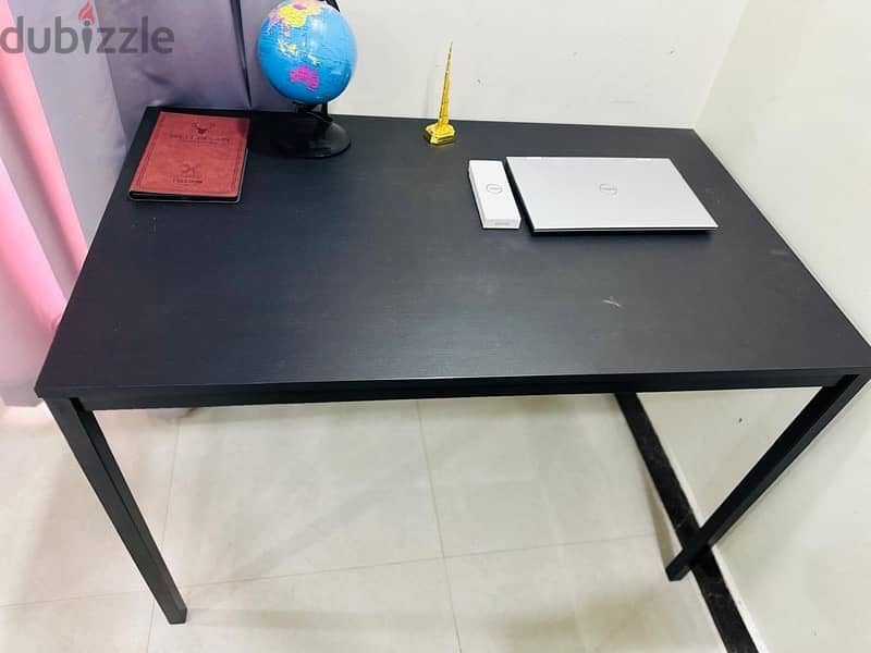 TABLE IKEA 4