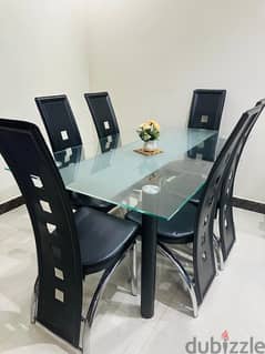 Dining Table with 6 chairs