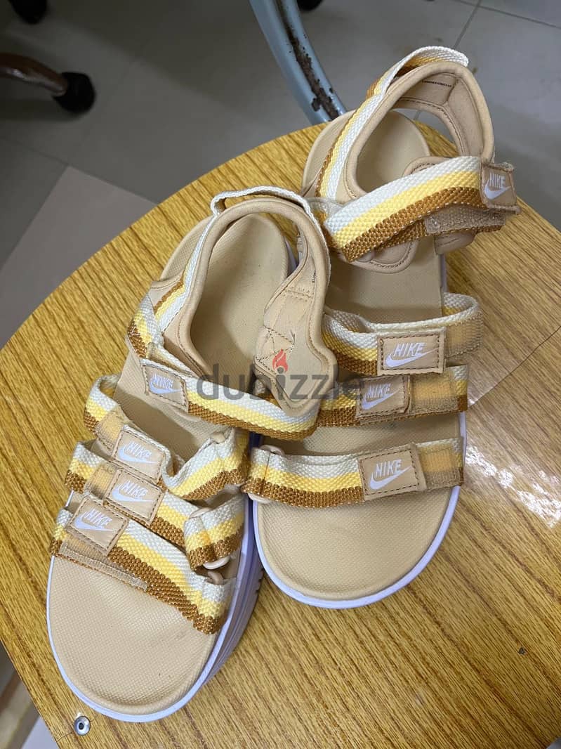 Nike Icon Classic Sandals 3