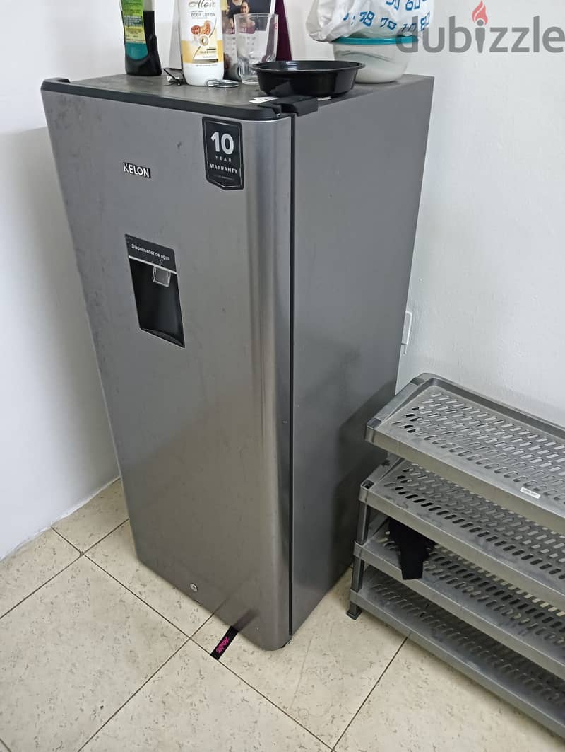 Fridge for sell just one year old 50BB 0