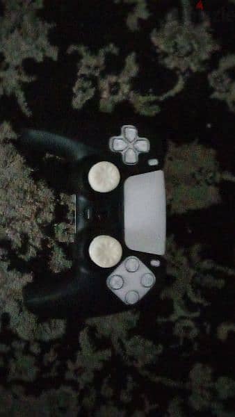 ps5 with 2 controllers 3