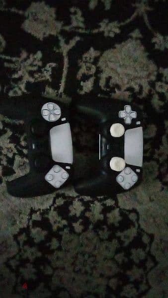 ps5 with 2 controllers 5