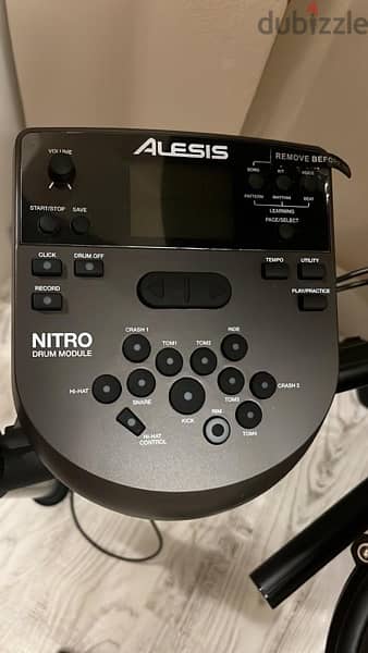 Alesis nitro mesh kit electrical drums 1