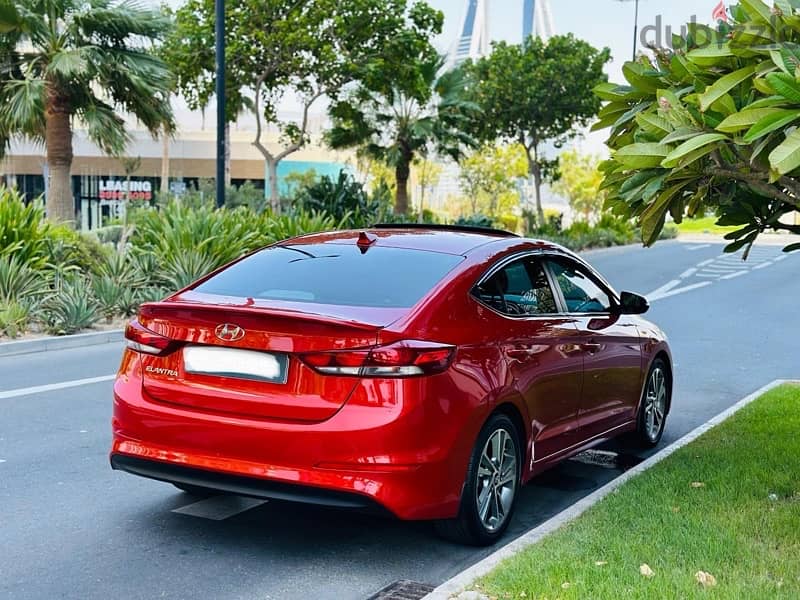 HYUNDAI ELANTRA 2018 Full Option 7