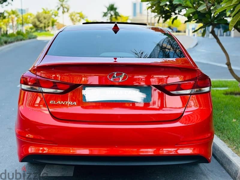 HYUNDAI ELANTRA 2018 Full Option 8