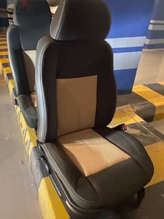 Hummer H3 Front Seats Driver + Passenger 0