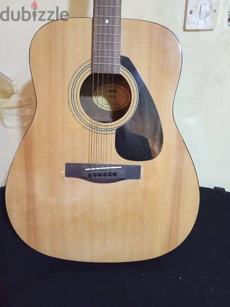 guitar Yamaha 2